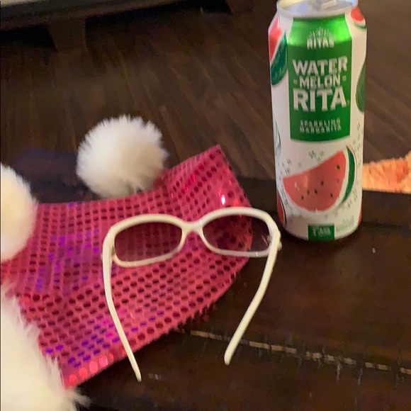 Kathy Van Zeeland Sun Glasses - Picture 6 of 7